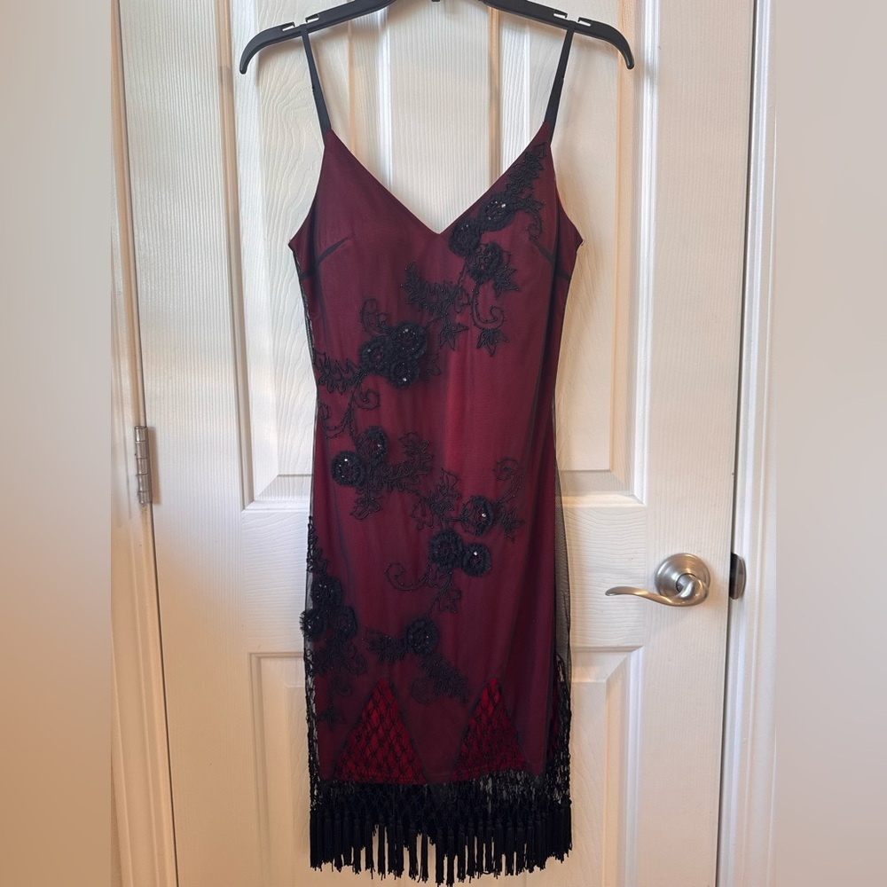 SOLD!!! Sue Wong Elegant Red Black Floral Beaded Lace fringe cocktail gatsby